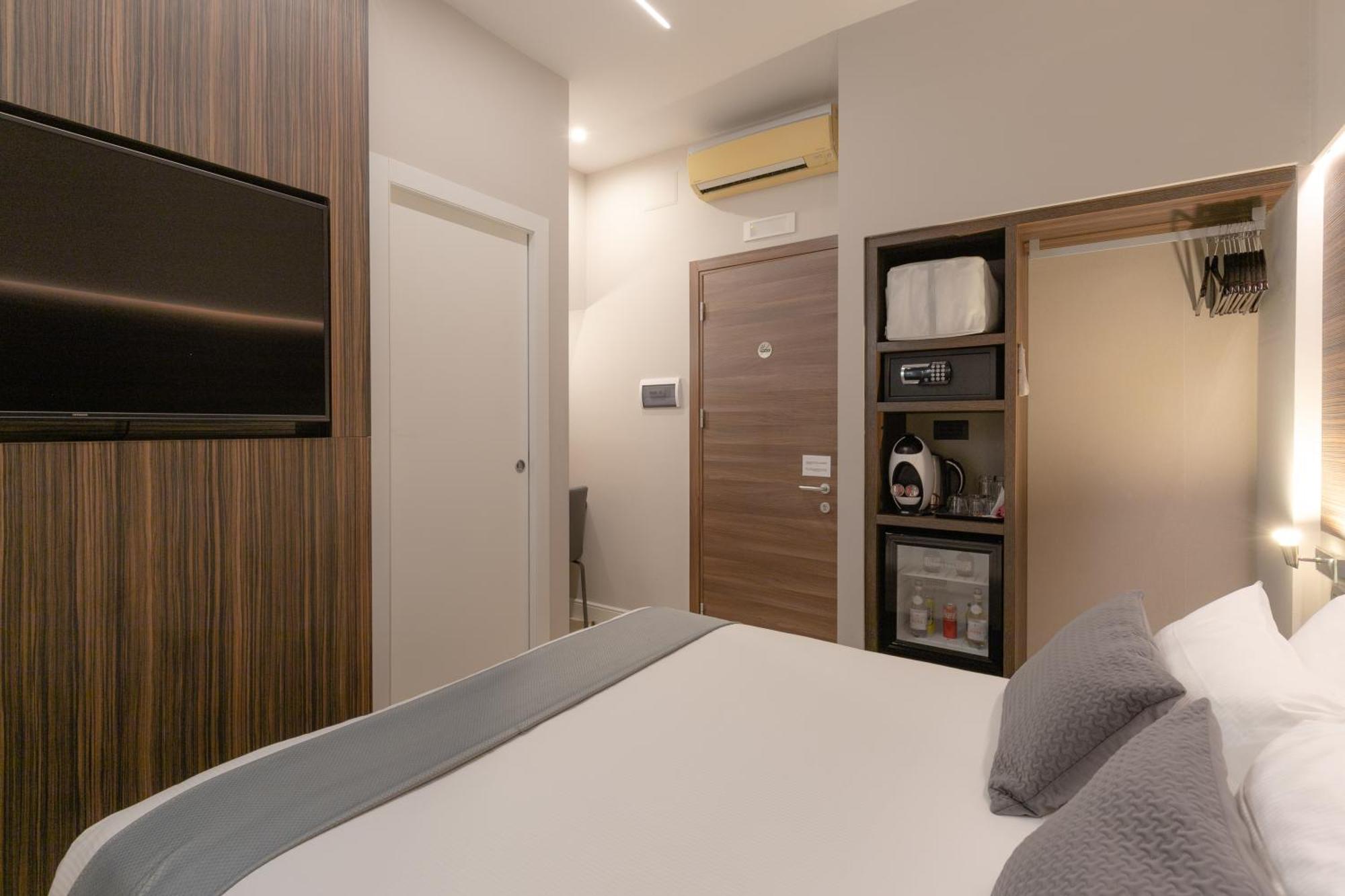 Aiello Hotels - Centrale Милано Стая снимка